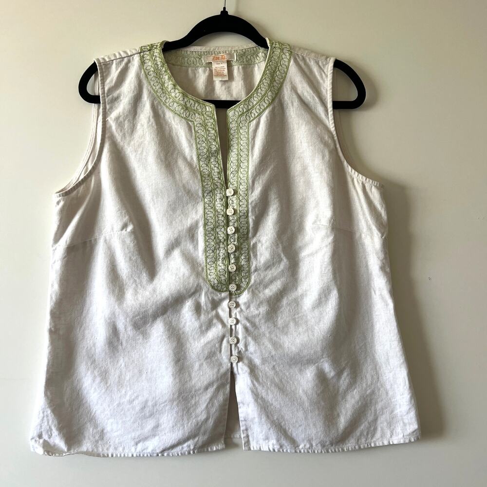 White and Green Sleeveless Blouse